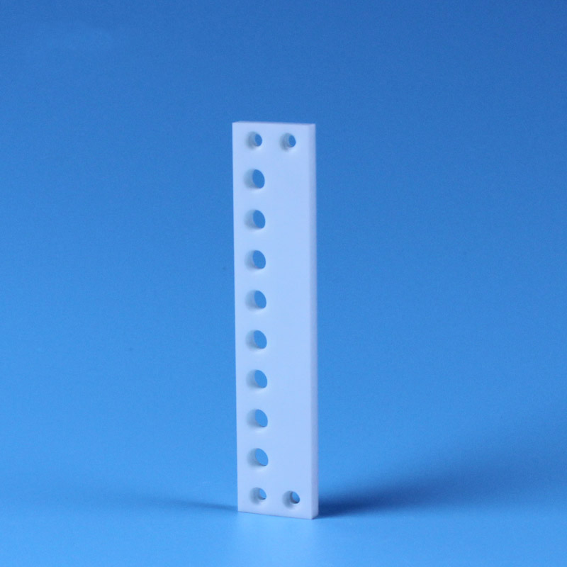 Quale strumento è usato per elaborare zirconia ceramica?